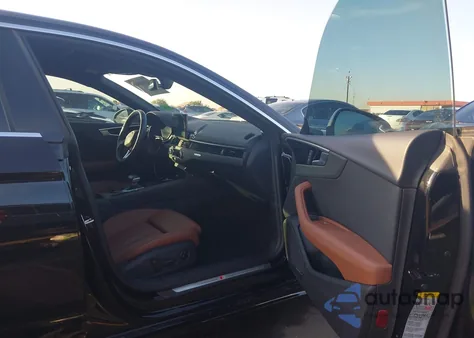 2024 Audi A5 Sportback Premium Plus 45 Tfsi Quattro S Tronic z USA, uszkodzony, nr VIN WAUFACF58RA048376